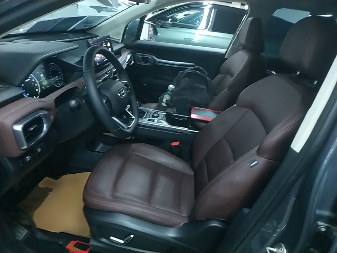 Geely Auto Haoyue 2022 1.8TD DCT Luxury 7-Seater — снимка 17