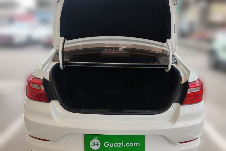 Used Geely Auto Vision 2020 Revised Version 1.5L CVT Asian Games Edition Trunk