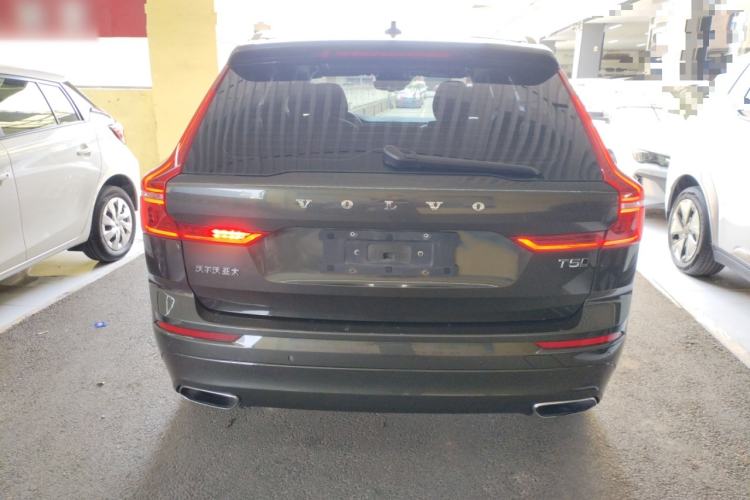 Used Volvo XC60 2019 T5 4x4 Zhiyuan Edition China VI Standard
