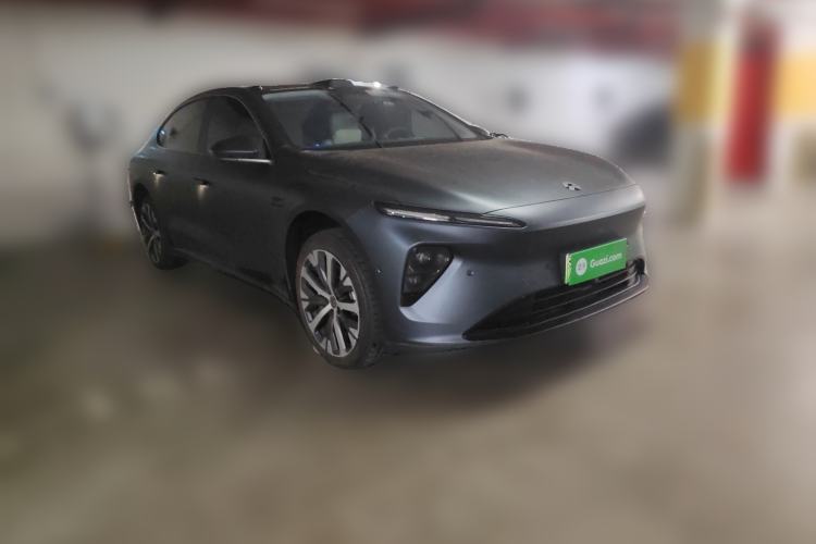 Used Nio ET7 2024 75 kWh Executive Signature Edition Front Right 45 Deg