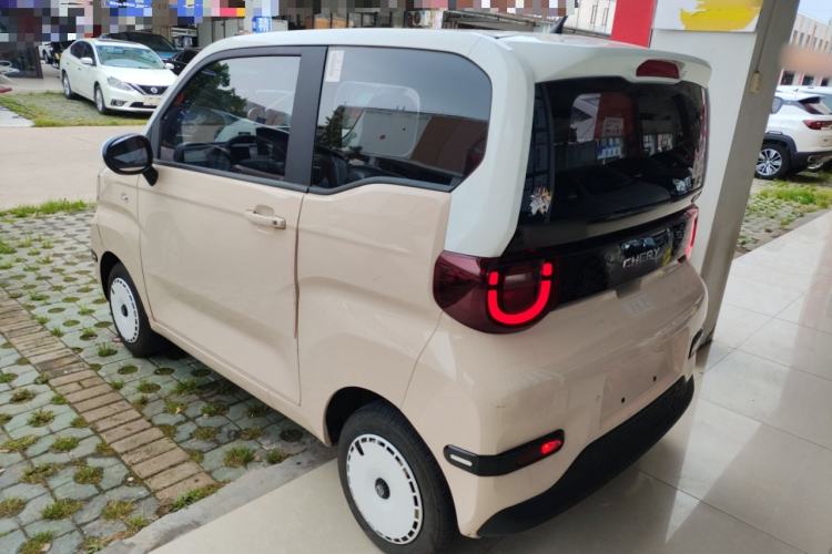 Used Chery QQ Ice Cream 2024 Edition Youth Version 205km Sundae