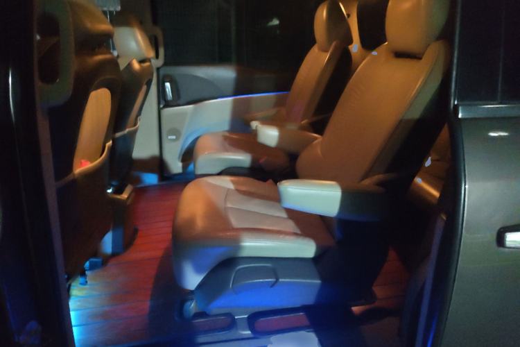 Used Buick GL8 2011 3.0L XT Luxury Business Flagship Edition Left Rear Seat