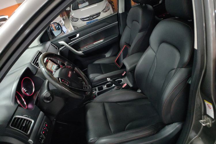 Used Haval H6 2015 Sport Edition 1.5T Automatic Two-Wheel Drive Luxury Model