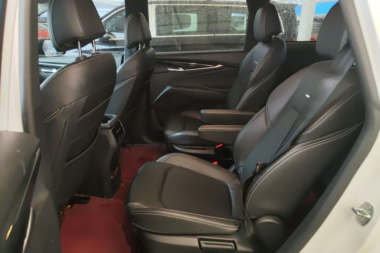 Used SAIC MAXUS G50 2023 PLUS 1.5T Happiness-Recommended Automatic Start Edition Left Rear Seat