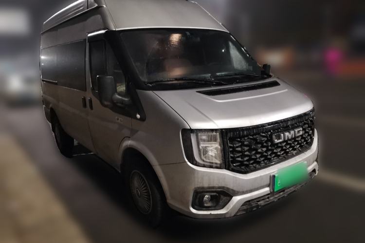 Used JMC Fushun 2022 2.0T Manual Multi-Function Passenger Vehicle Mid-Range High Roof 6-7 Seats
