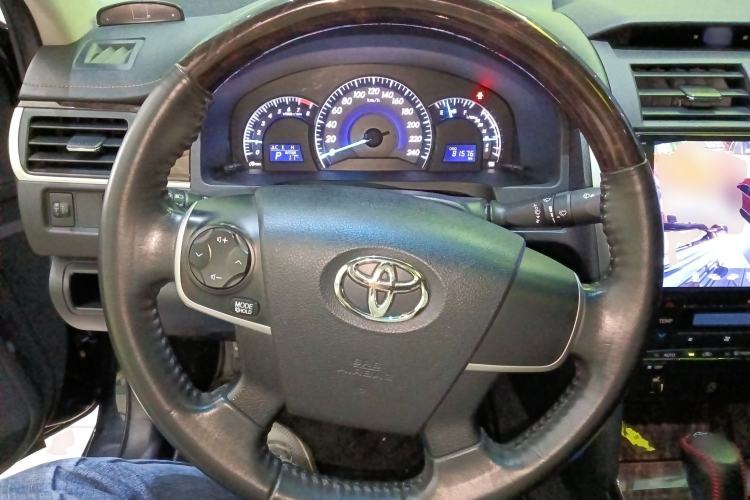 Used Toyota Camry 2016 2.0G 10th Anniversary Leading Edition