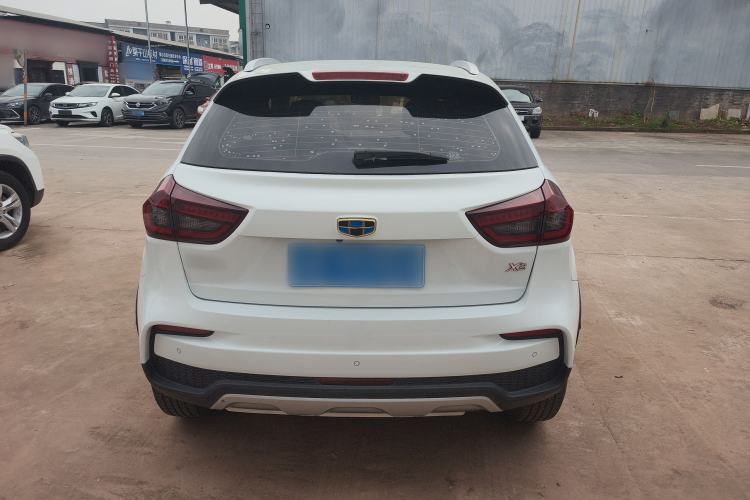 Used Geely Auto Vision X3 2019 Upgraded Model 1.5L Manual Elite Version Rear