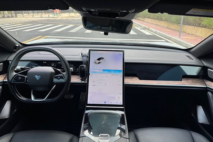 Used NETA S 2022 Extended-Range Version 1160 km Range Rear-Wheel Drive Mid-Grade
