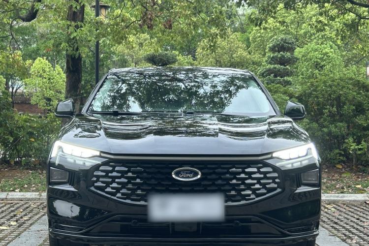 Used Ford Mondeo 2023 EcoBoost 180 Luxury Model
