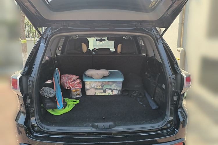 Used Toyota Highlander 2017 2.0T Four-Wheel Drive Luxury Edition 7 Seats