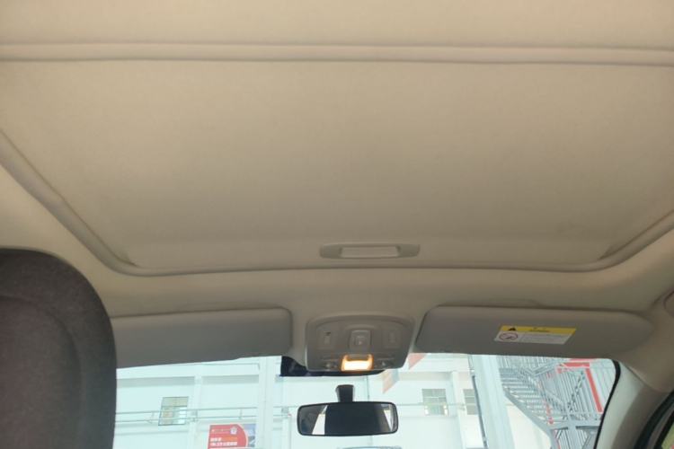 Used Citroen C4L 2015 1.8L Automatic Luxury Edition Headliner