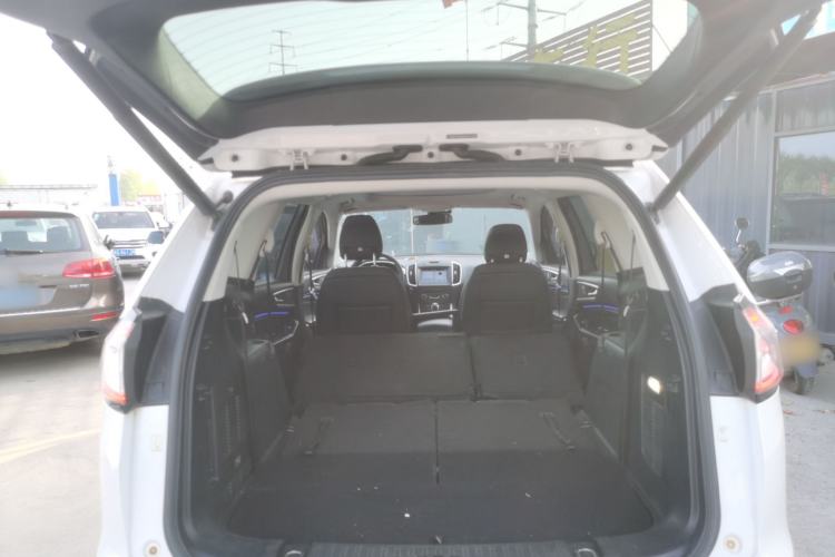 Used Ford Edge 2018 EcoBoost 245 Two-Wheel-Drive Titanium 7-Seater China VI Standard