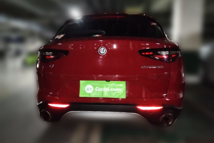 Used Alfa Romeo Stelvio 2017 2.0T 280HP Luxury Edition Rear