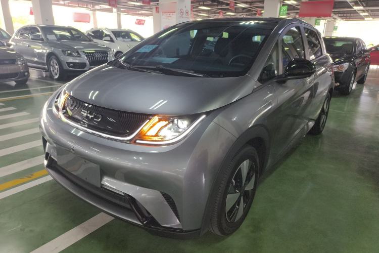 Used BYD Dolphin 2023 420 km Fashion Edition