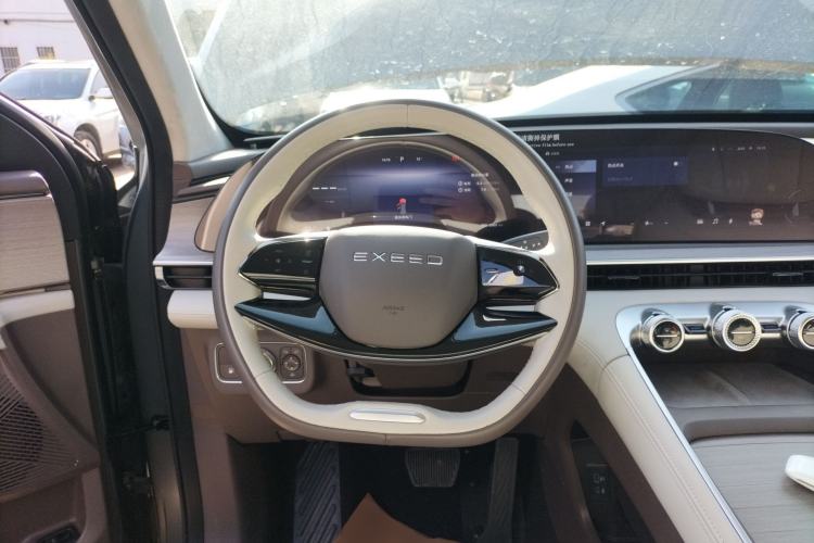 Used EXEED Stellar C-DM 2024 1.5T Long-Range Pro