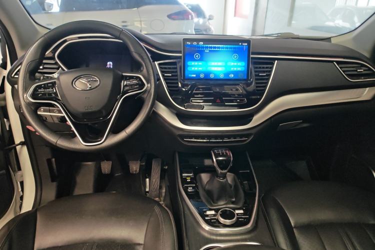 Used Soueast DX7 2018 Prime 1.5T Manual Smart Connect Starry Edition China V Standard Center Console