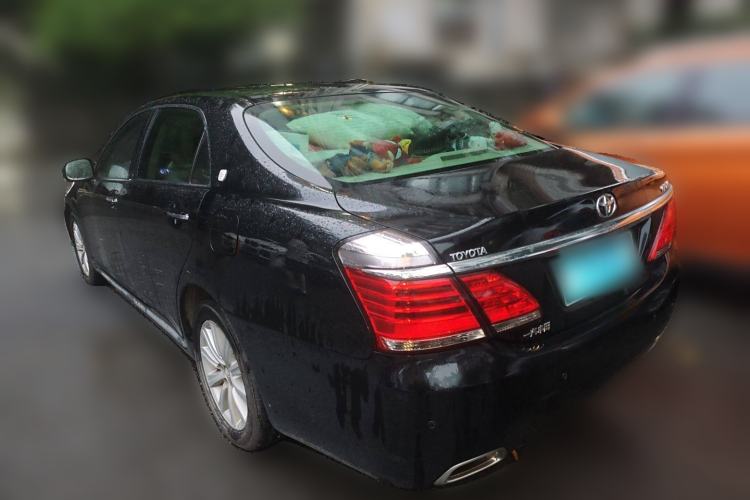 Used Toyota Crown 2012 2.5L Royal Leather Edition