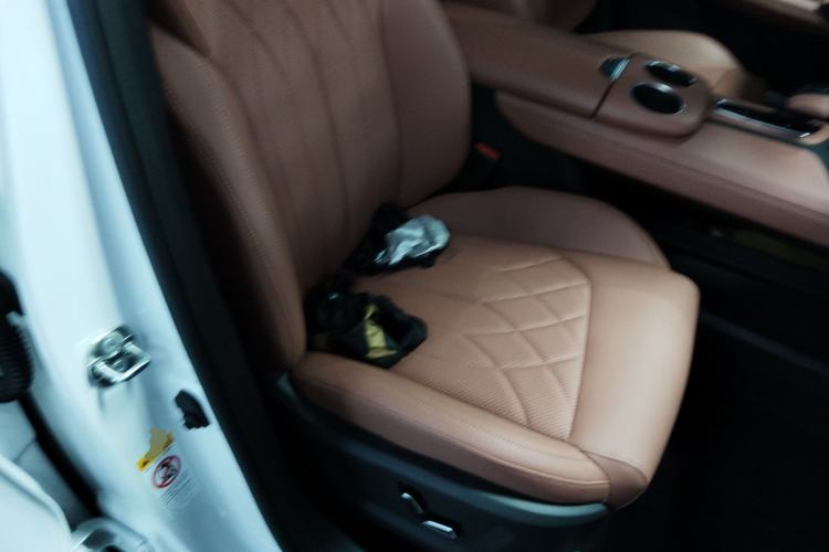 Used CHANGAN UNI-Z New Energy 2024 Blue Whale Smart Electric iDD 125km Excellence Model Right Front Seat