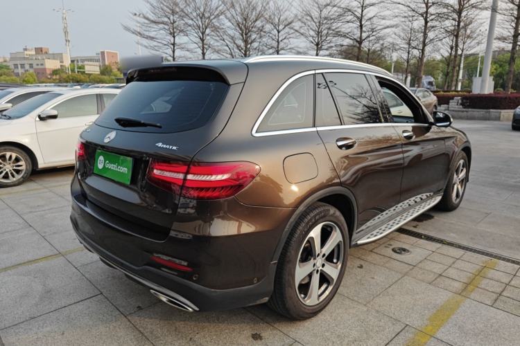 Used Mercedes-Benz GLC 2017 GLC 260 4MATIC Luxury Model
