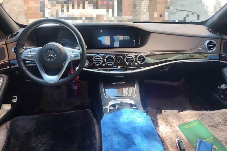 Used Mercedes-Benz S-Class 2019 S 350 L Executive Edition Center Console