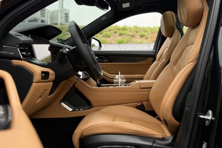 Used Lynk & Co 09 EM-P 2021 2.0T PHEV Ultra Six-Seater Left Front Seat