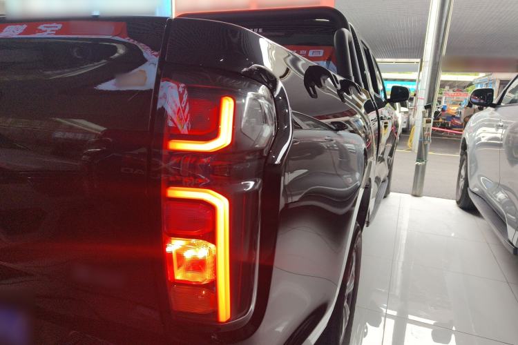 Used Great Wall Poer 2024 2.4T Commercial Version Automatic Diesel 4x4 Elite Edition