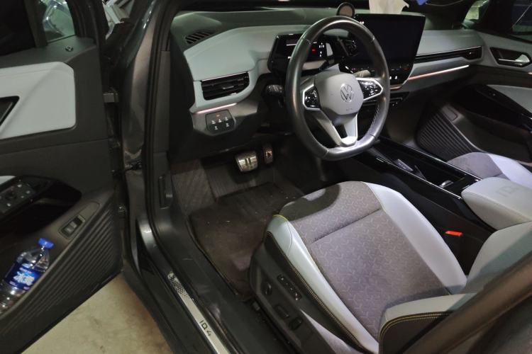 Used Volkswagen ID.4 X 2022 Smart Enjoyment Long-Range Edition