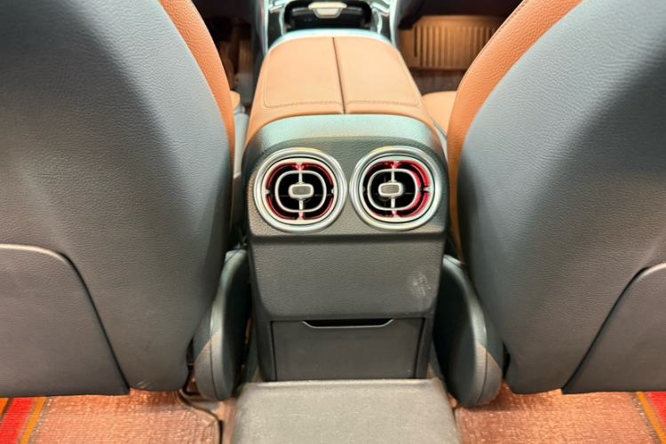 Used Mercedes-Benz C-Class 2023 Second Facelift C 260 L Sport Edition
