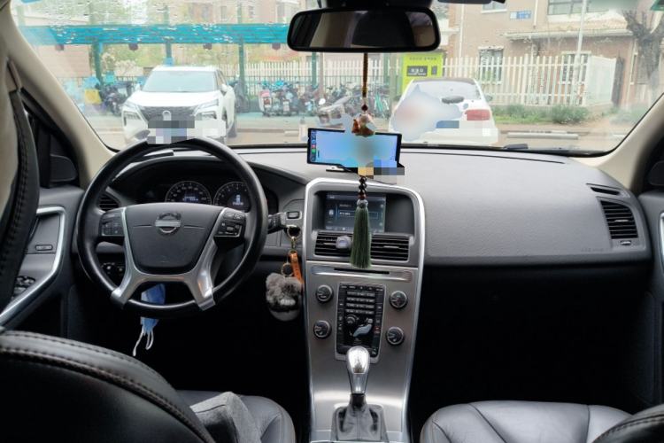 Used Volvo XC60 2013 T5 Comfort Edition
