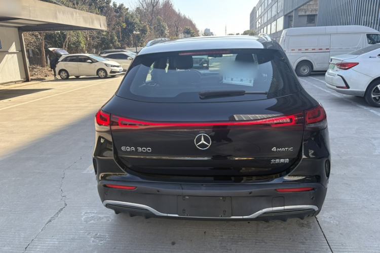 Used Mercedes-Benz EQA 2022 EQA 300 4MATIC Launch Edition
