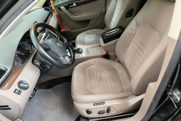 Used Volkswagen Magotan 2015 2.0 TSI Prestige Model Left Front Seat