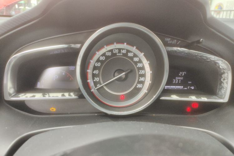 Used Mazda 3 Axela 2016 Sedan 1.5L Automatic Luxury Model