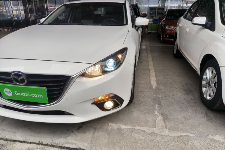 Used Mazda 3 Axela 2016 Sedan 1.5L Automatic Comfort Model Left Front Headlight
