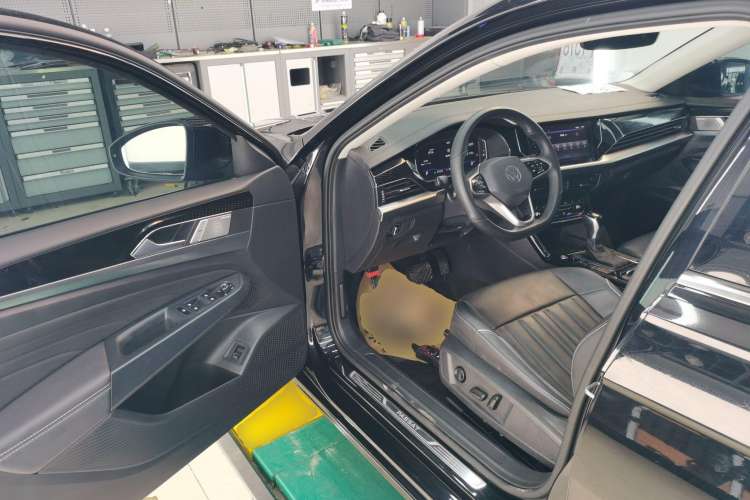 Used Volkswagen Passat 2023 Revised 330TSI Starry Elite Edition