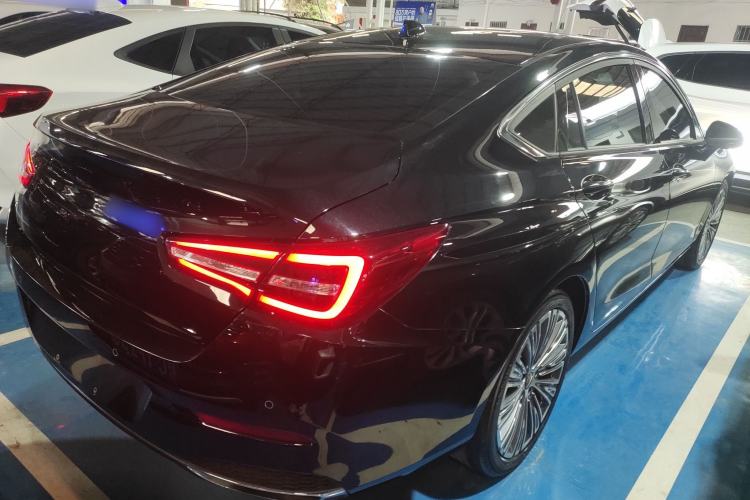 Used Hongqi H5 2022 Classic Model Facelift 1.8T Automatic Smart Connect Flagship Edition
