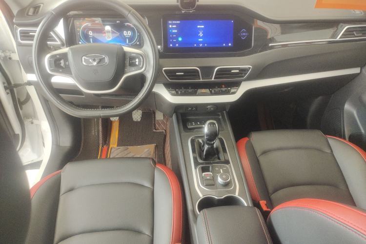 Used Cowin Xuanjie 2020 1.5L Manual Trendy Center Console