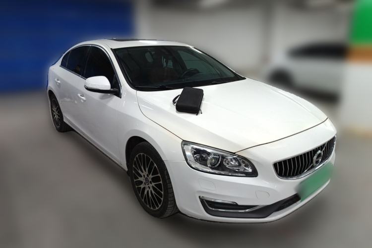 Used Volvo S60 2016 S60L T5 Intelligent Drive Edition Front Right 45 Deg