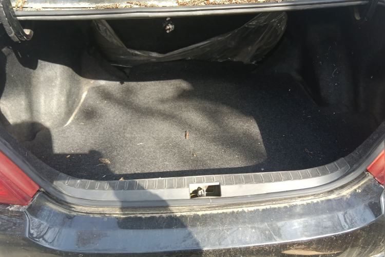 Used BYD F3 2015 Energy-Efficient Model 1.5L Manual Comfort Edition Trunk