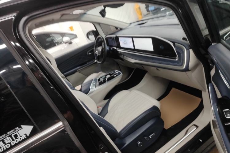 Used SAIC MAXUS G90 2022 2.0T Interstellar Flagship Edition