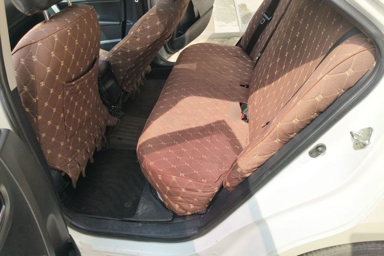 Used Toyota Levin 2017 Revised Dual-Engine 1.8H GS E-CVT Elite Sunroof Version China V Standard Left Rear Seat