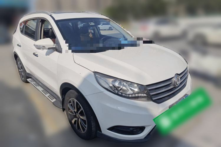 Used Dongfeng Fengon 580 2017 Revised Version 1.5T CVT Luxury Edition Front Right 45 Deg
