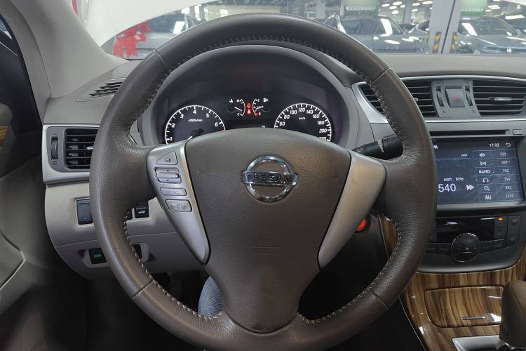Used Nissan Sylphy 2014 1.6XV CVT Deluxe Edition