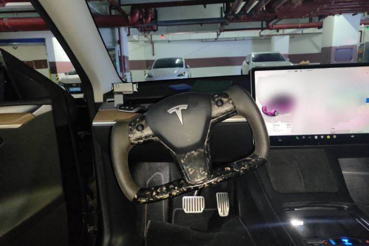 Used Tesla Model Y 2022 Rear-Wheel-Drive Version Steering Wheel