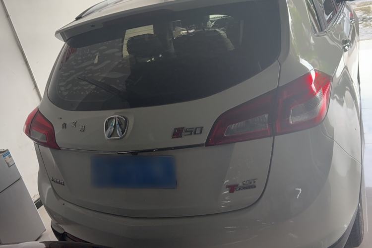 Used BAIC Weiwang S50 2016 1.5T CVT Joyful Premium Edition
