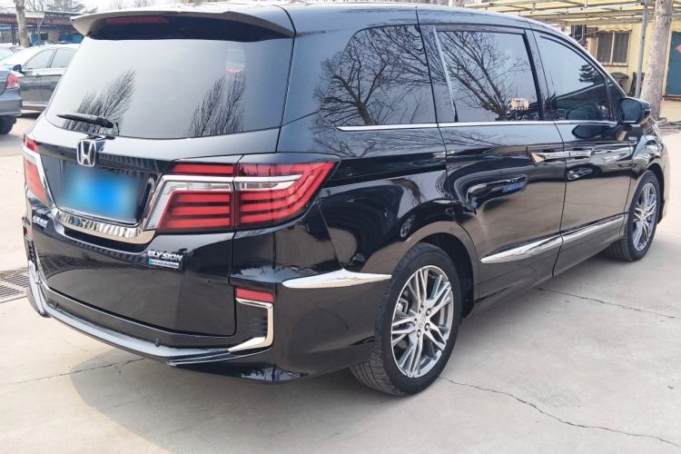 Used Honda Elysion 2019 2.0L Hybrid Supreme Edition
