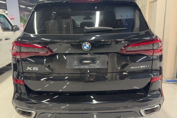 Used BMW X5 2022 Restyled xDrive 30Li Luxury Version M Sport Package