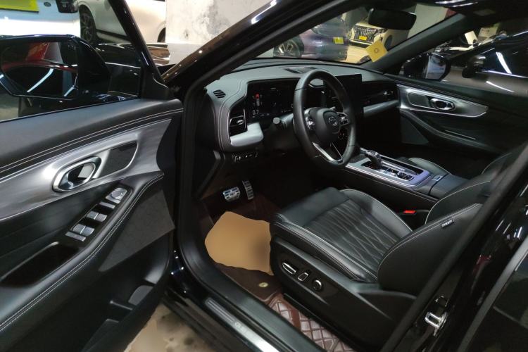 Used GAC Trumpchi GS8 2024 Linghang Series 2.0 TGDI Four-Wheel Drive Luxury Smart Connectivity Version Driver Seat