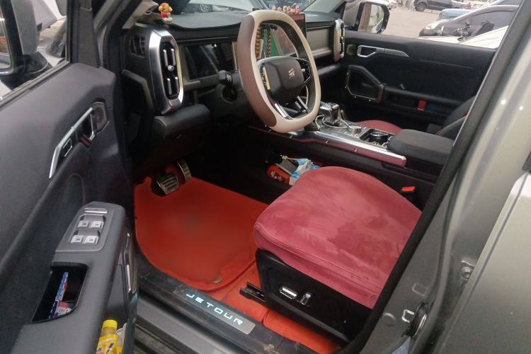 Used JETOUR Traveler 2023 2.0T Four-Wheel Drive Conqueror
