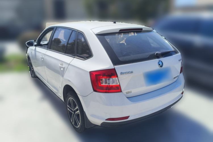 Used Skoda Rapid Spaceback 2016 Revised Version 1.6L Automatic Front-Drive Edition Rear Left 45 Deg
