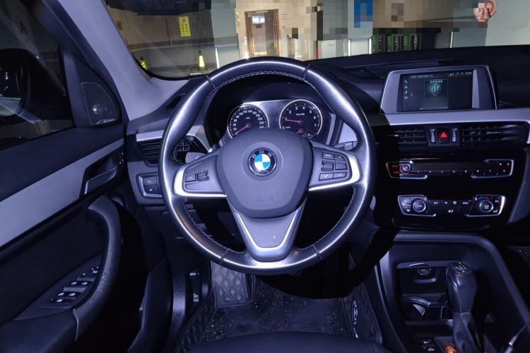 Used BMW X1 2018 sDrive20Li Leading Model
